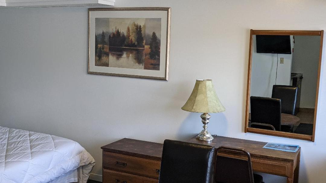Valois Motel & Restaurant Mattawa Экстерьер фото